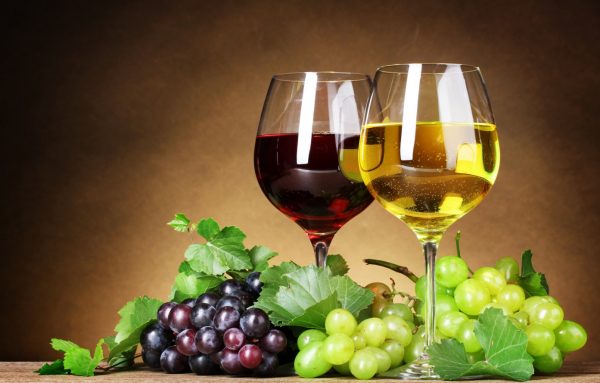 Только качественное вино из винограда может быть полезным. 